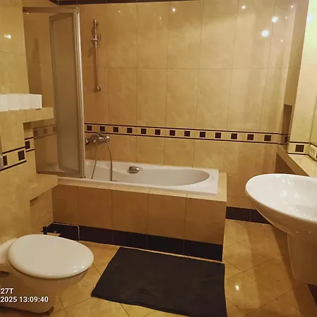 Lägenhet Z Jacuzzi *